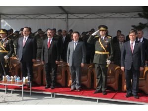 Hakkari’de Hüzünlü 29 Ekim Cumhuriyet Bayramı Kutlaması