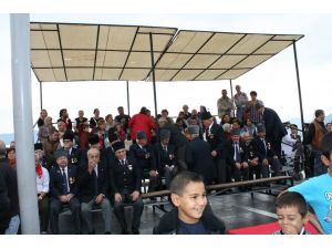 Marmaris’te Cumhuriyet Kutlamalarında Protokol Tribününe Vatandaşlar Oturdu