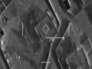 Abd Uçakları Işid Üssünü Böyle Vurdu