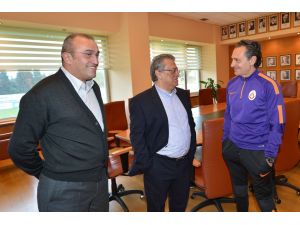 Mesut Yılmaz’dan Florya’ya Ziyaret