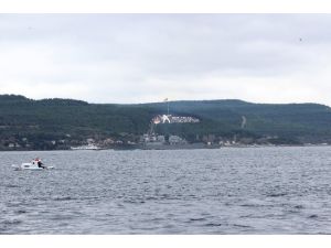 Boğaz’dan Savaş Gemisi Geçti
