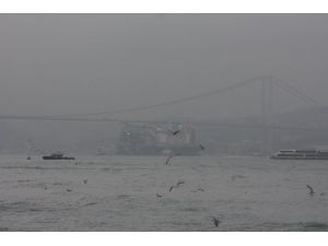 Boğaz’dan Bir Dev Geçti