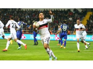 Son Haftanın Yıldızından Derbi Yorumu