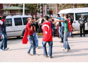 (Özel Haber) Çıldır, Askerlerini Uğurluyor