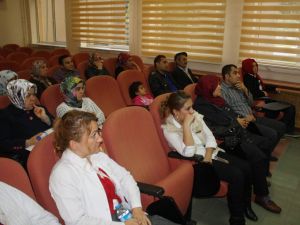 Diyabet Hastalarına Bilinçlendirme Semineri