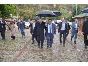 Orman Ve Su İşleri Bakanı Veysel Eroğlu Cuma Namazını Bilecikte Kıldı
