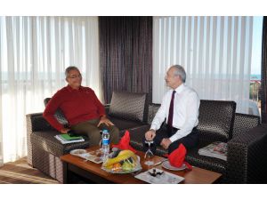 Kılıçdaroğlu Ve Baykal Birlikte Kahvaltı Yaptı