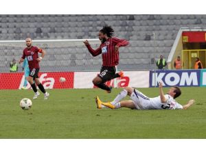 Gençler 90+’da 3’ü Kaptı