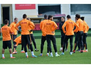 Galatasaray, Dortmund İçin Hazırlanıyor