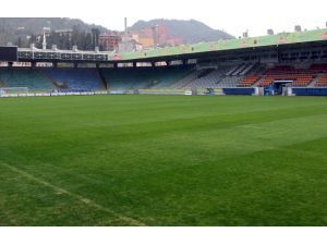 Yeni Rize Şehir Stadyumu Sınıfı Geçti
