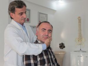 Migren Ağrılarından Manipülasyonla Kurtuldu