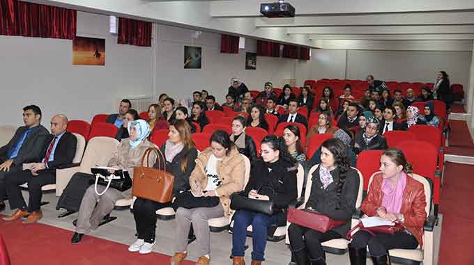 Öğretmenlere Dyned İngilizce Sistemi Anlatıldı