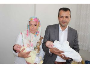 Siyam İkizleri Bereketiyle Geldi