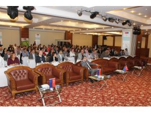 Turizm Çalışanı Memnun Olmadan Turist Memnun Olmaz