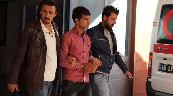 Husumetlisini Bıçaklayarak Öldürdü