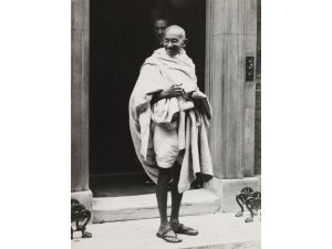 İngiltere’de Parlamento Meydanına Yapılacak Gandi Heykeli Belirlendi