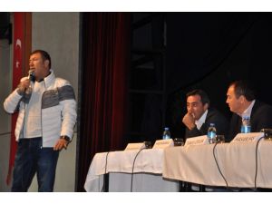 Futbolun Ustaları Bitlisli Gençlerle Bir Araya Geldi