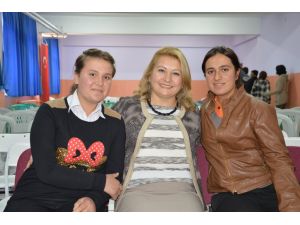 Gülhan, Orman Mühendisi Olma Hayaline Emin Adımlarla İlerliyor
