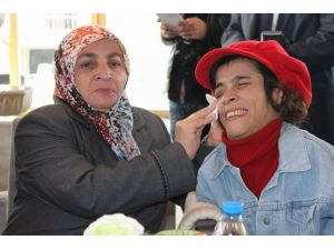 Vali Şentürk’ten Ağlatan Hikaye