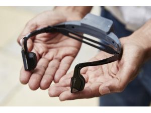 Microsoft, Görme Engellilere Yol Tarif Eden Kulaklık Üretti