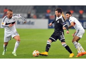 İlk Yarı Eşitlikle Sonlandı