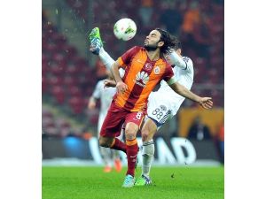 Selçuk İnan Kulübeye Mi Çekilecek ?