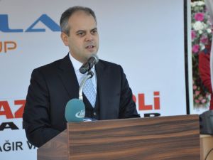 Gençlik Ve Spor Bakanı Akif Çağatay Kılıç Okul Açtı