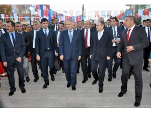 Bakan Kılıç, Gazikent Gençlik Merkezi’nin Açılışını Yaptı