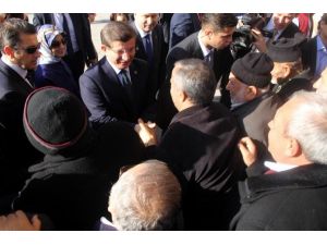 Davutoğlu’nun Korumasında Büyük Panik