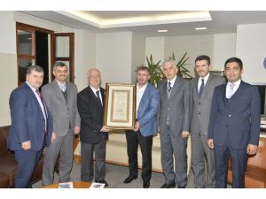 İhlas Vakfından Üsküdar Belediye Başkanına Ziyaret