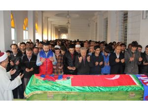 Trenin Altında Kalan Lise Öğrencisi Son Yolculuğuna Uğurlandı