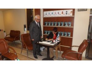 Emekli Deniz Öğretmenin Kehanet İsimli Kitabı Yayınlandı