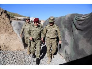 Genelkurmay Özel Kuvvetler Komutanı Aksakallı, Ermenistan-azerbaycan Cephe Hattını Ziyaret Etti
