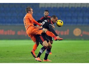 Yaralı Kartal Yine Uçtu
