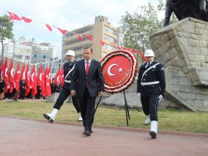 Atatürk Ölümünün 76. Yıldönümünde Saygıyla Anıldı