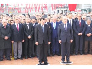 Taksim’de Ata’ya Gözü Yaşlı Anma