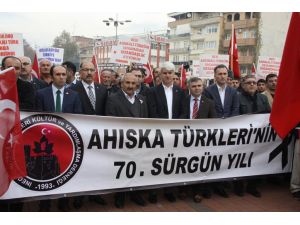 Ahıska Türkleri Vatanlarından Sürgün Edilişlerinin 70. Yıl Dönümünde Yürüdü