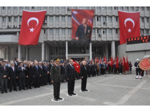 Atatürk Ebediyete İntikalinin 76. Yıldönümünde Anıldı