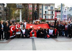 Bandırma’da Alternatif 10 Kasım Töreni