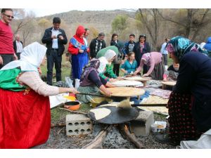 Romen Öğrenciler Türk Köy Yaşantısını Tanıdı