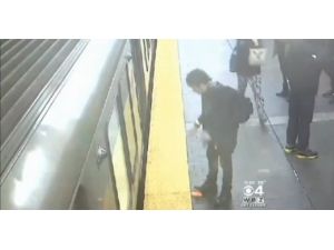 Ölen Kadının Cep Telefonunu Böyle Çaldı