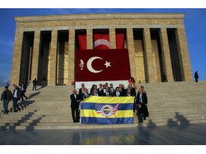Fenerbahçe Usa Derneğiden Anıtkabire Ziyaret