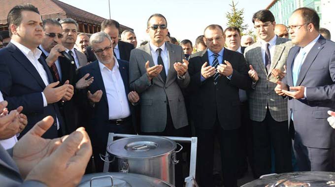 Aşure kardeşlik, kardeşlik ise paylaşmaktır