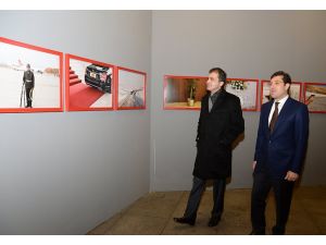 Bakan Ömer Çelik, Fotoistanbul Sergisini Gezdi