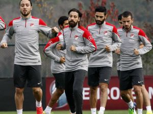Milliler, Kazakistan Maçı Hazırlıklarına Başladı