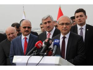 Bakan Elvan, Atatürk Havalimanı’ndaki Yeni Park Alanlarını Açtı