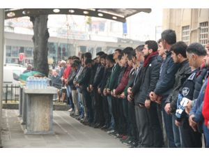 Kazada Ölen Lise Öğrencisi Son Yolculuğuna Uğurlandı