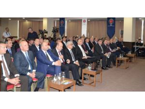 Podgoritsa’da Tika Karadağ Proje Ve Faaliyetleri Tanıtım Toplantısı