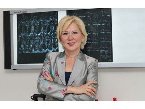 Doç.dr. Topsakal: Baş Ağrınızın Nedeni Fıtık Olabilir