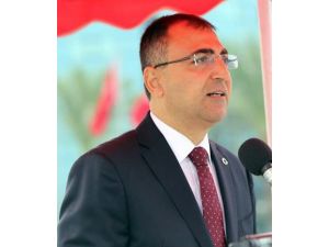 O Şarkı İzmir’de Yasaklandı
